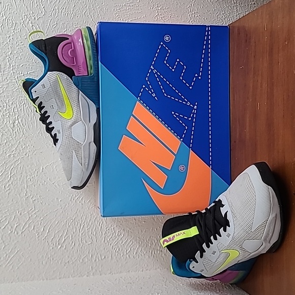 Nike Air Max Alpha Trainer 5 Platinum Volt Pink Mens Trainers DM0829-005 Size 11 - Picture 1 of 17